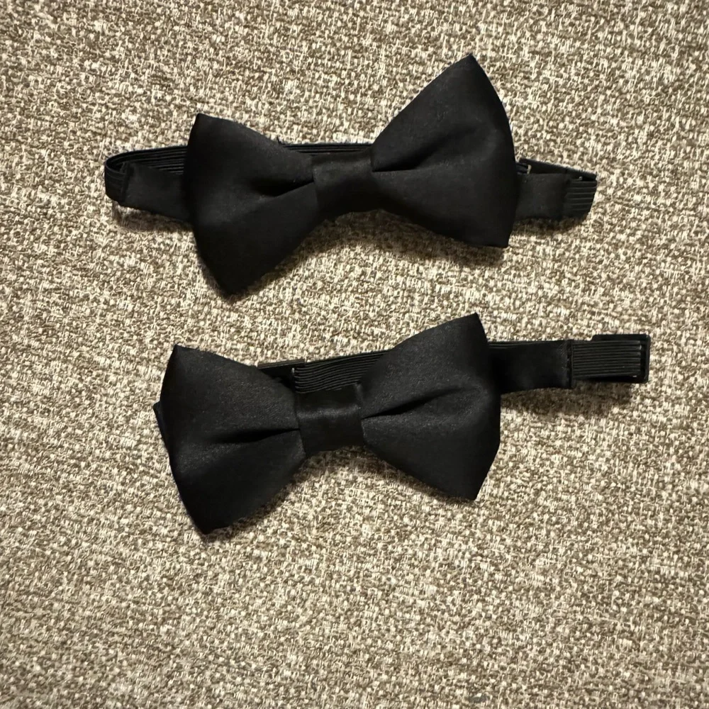 🖤H&M Bow Ties🖤